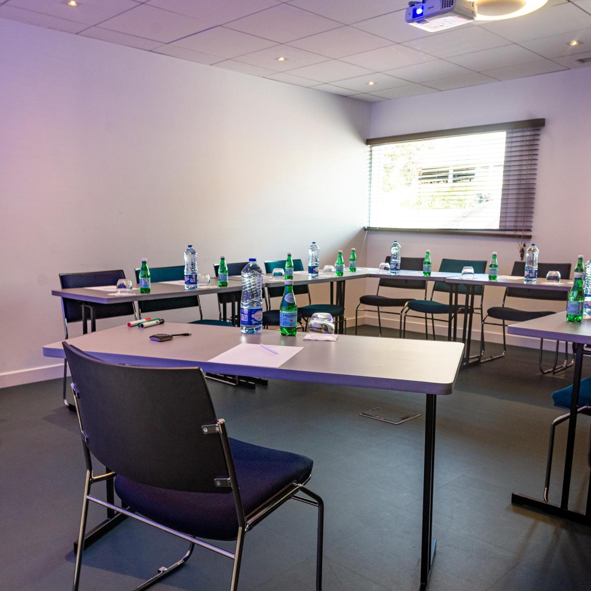 Hotel Mercure Centre Bords De Loire 4*